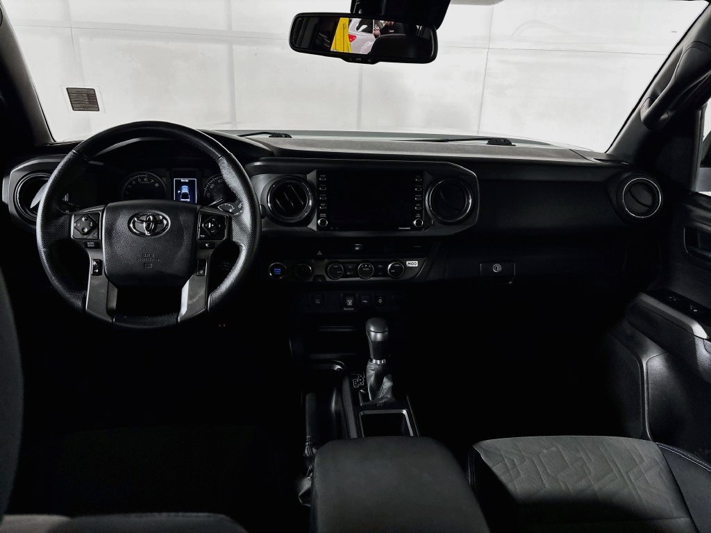 Used 2023 Toyota Tacoma TRD Off-Road w/ Black Out Package (TMS) AWD/4WD image 12