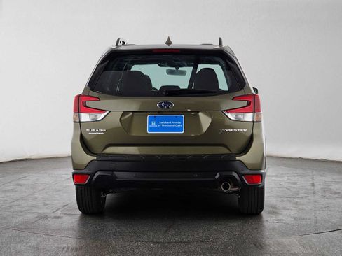 Used 2023 Subaru Forester Limited AWD/4WD image 4
