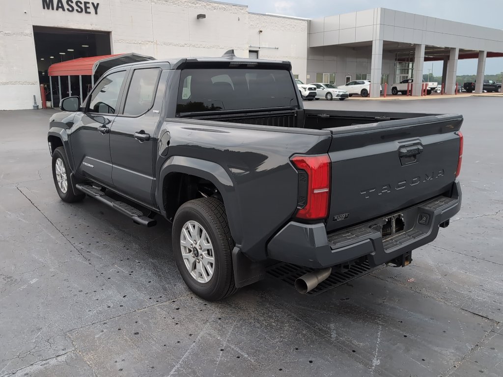 Used 2026 Toyota Tacoma SR5 RWD image 3