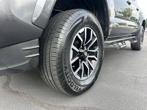 Used 2023 Toyota Tacoma TRD Sport AWD/4WD image 14