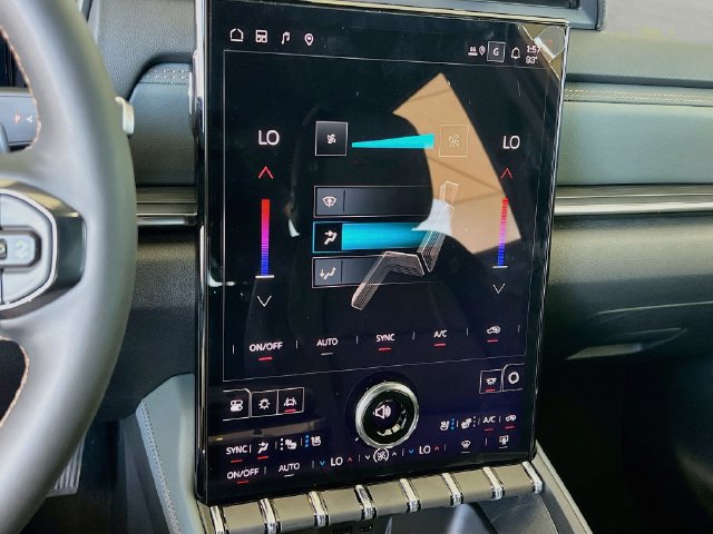New 2027 GMC Terrain AT4 w/ Convenience Package III AWD/4WD image 11