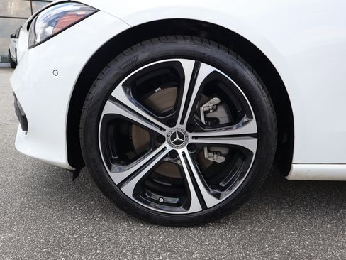 Certified 2025 Mercedes-Benz C 300 Sedan image 9