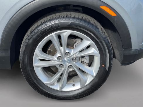 Used 2023 Buick Encore GX Preferred w/ Cold Weather Comfort Package AWD/4WD image 19