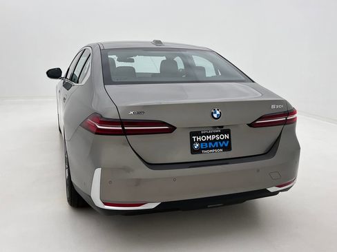 New 2026 BMW 530i xDrive image 7