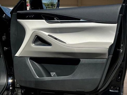 New 2026 INFINITI QX60 Autograph image 24