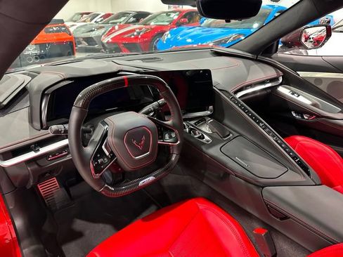 Used 2025 Chevrolet Corvette Z06 RWD image 7