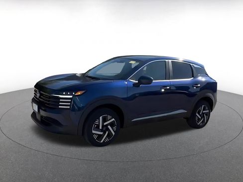 Used 2025 Nissan Kicks SV FWD image 8