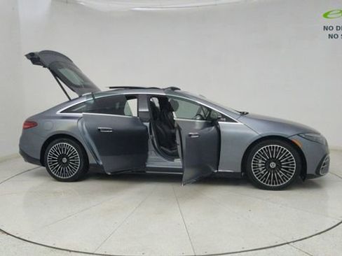 Used 2022 Mercedes-Benz EQS 450+ Sedan image 74