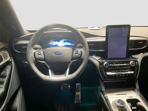 Used 2024 Ford Explorer ST w/ Equipment Group 401A image 23
