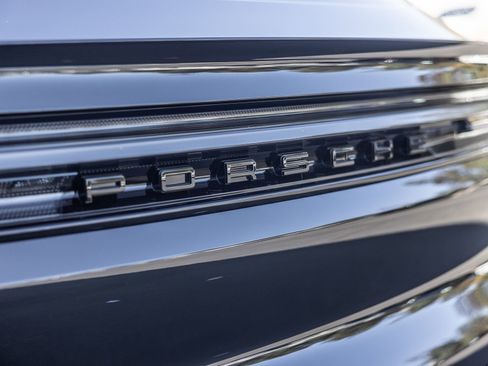 Certified 2026 Porsche Cayenne Coupe AWD/4WD image 23