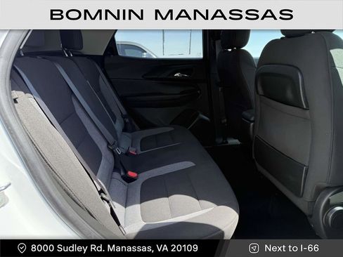 Used 2024 Chevrolet TrailBlazer LT w/ Driver Confidence Package image 10