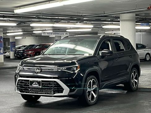 New 2026 Volkswagen Taos SEL AWD/4WD image 3