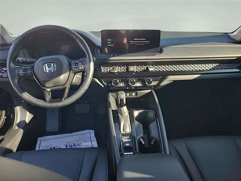 Used 2023 Honda Accord EX-L image 11