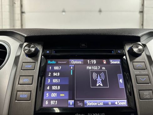 Used 2019 Toyota Tundra Limited w/ Limited Premium Package AWD/4WD image 30