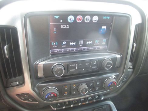 Used 2017 Chevrolet Silverado 1500 LTZ Z71 w/ LTZ Plus Package AWD/4WD image 32