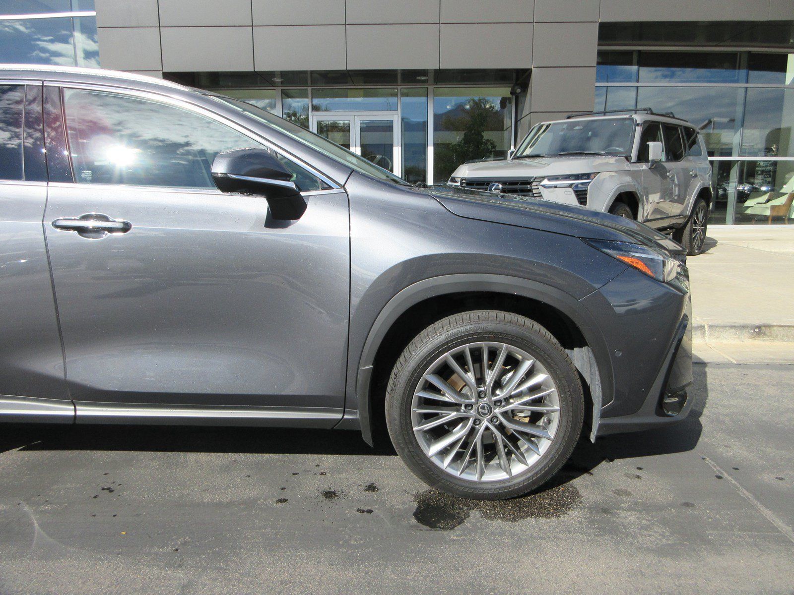 Used 2025 Lexus NX 350h AWD w/ Accessory Package (2T) image 12