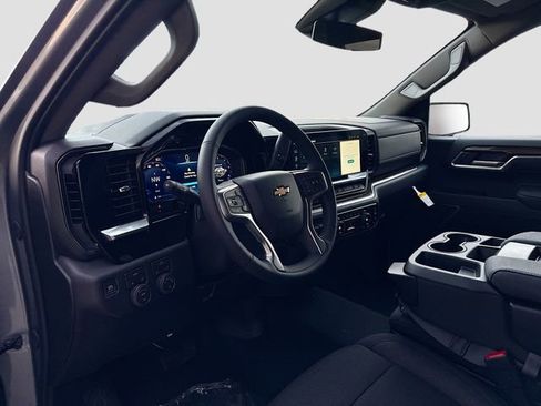 New 2026 Chevrolet Silverado 1500 LT image 9