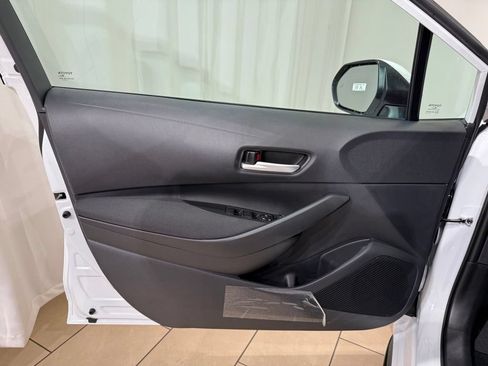 New 2026 Toyota Corolla SE FWD image 14