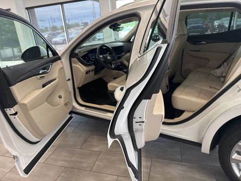 Used 2023 Buick Envision Avenir FWD image 12
