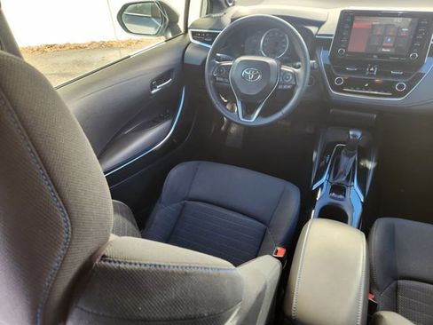 Used 2020 Toyota Corolla SE image 12