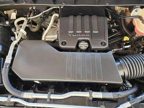 Used 2021 Chevrolet Silverado 1500 Custom image 21