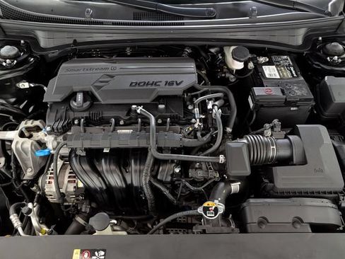 Used 2025 Kia K4 FWD image 28