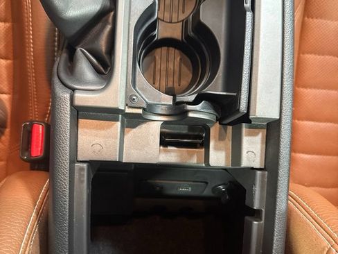 Used 2010 Ford Mustang GT RWD image 26