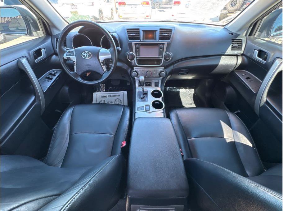 Used 2013 Toyota Highlander SE AWD/4WD image 37