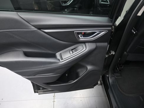 Used 2023 Subaru Forester Touring AWD/4WD image 15