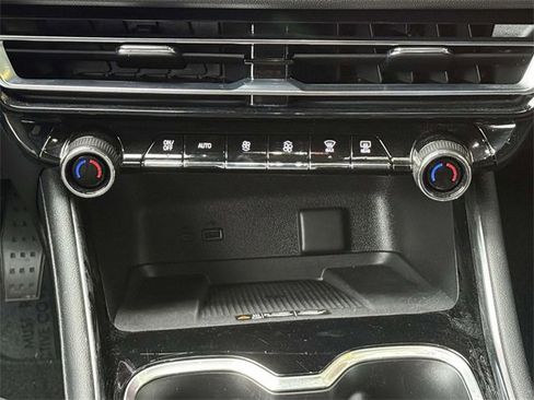 Certified 2024 Chevrolet Traverse LT image 15