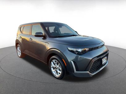 Used 2023 Kia Soul LX w/ Option Group 015