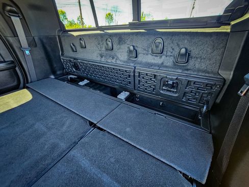Used 2025 RAM 2500 Laramie AWD/4WD image 43