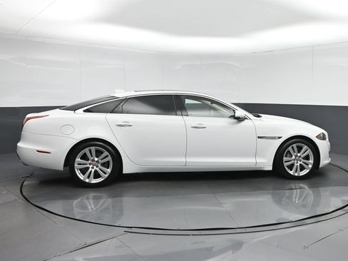 Used 2016 Jaguar XJ L Portfolio AWD/4WD image 8