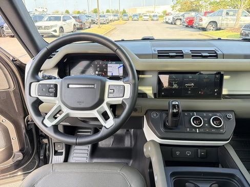 Used 2024 Land Rover Defender 90 S AWD/4WD image 4
