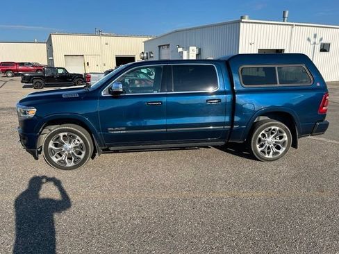 Used 2022 RAM 1500 Limited AWD/4WD image 3