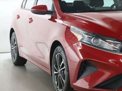 Used 2024 Kia Forte LXS FWD image 8