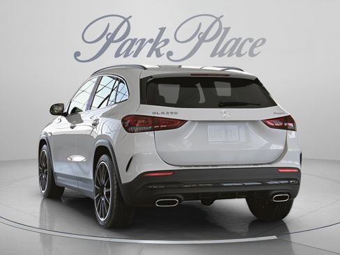 Used 2023 Mercedes-Benz GLA 250 4MATIC image 15