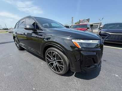 Used 2025 Audi Q7 3.0T Prestige