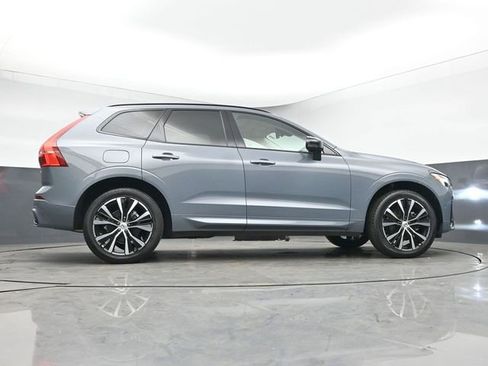 Used 2023 Volvo XC60 B5 Plus w/ Climate Package image 42