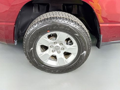 Used 2021 RAM 1500 Big Horn AWD/4WD image 34