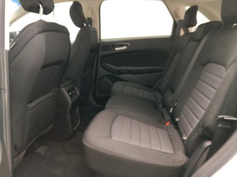 Used 2016 Ford Edge SE AWD/4WD image 18