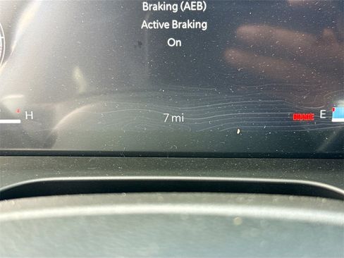 New 2025 Jeep Grand Cherokee Laredo X image 12