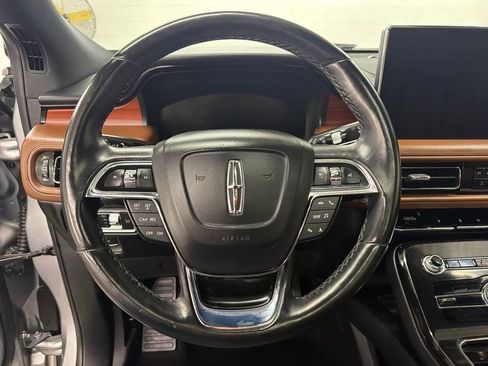 Used 2022 Lincoln Nautilus Reserve image 19