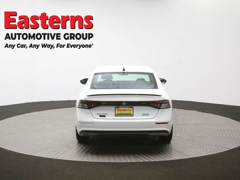 Used 2025 Honda Accord Sport image 36