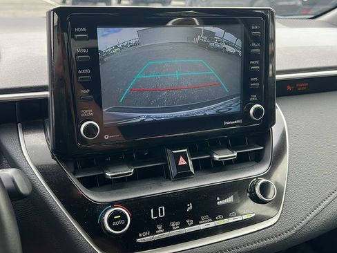 Used 2022 Toyota Corolla SE w/ Carpet Mat Package (TMS) FWD image 18