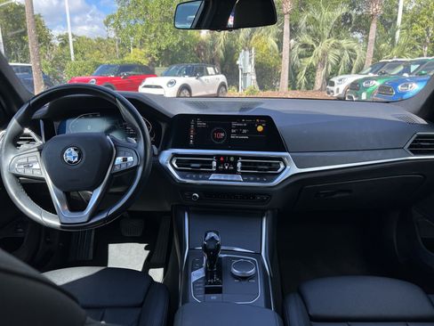 Used 2021 BMW 330i Sedan w/ Driving Assistance Package RWD image 29