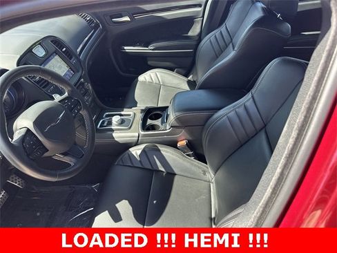 Used 2023 Chrysler 300 C image 36