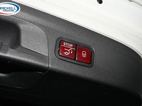 Used 2020 Mercedes-Benz GLE 350 4MATIC image 22