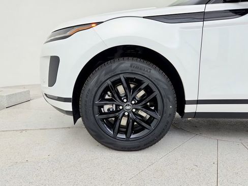 Certified 2025 Land Rover Range Rover Evoque S image 34
