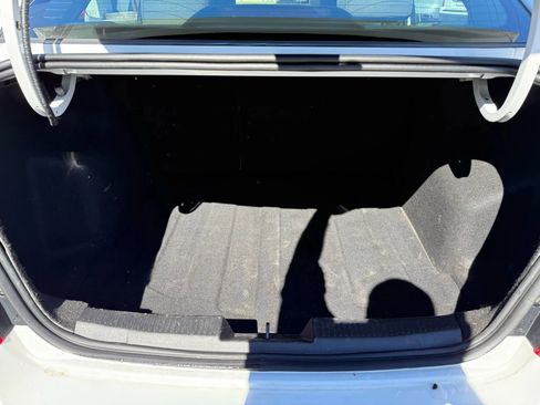 Used 2017 Chevrolet Sonic LT image 15